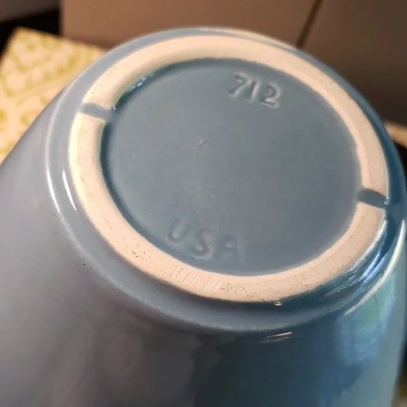 Table vase USA 7in round vtg - Picture 3 of 4